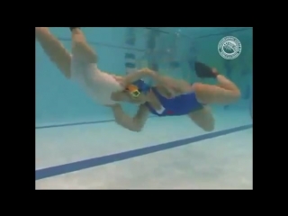 womens aquathlon (underwater wrestling)